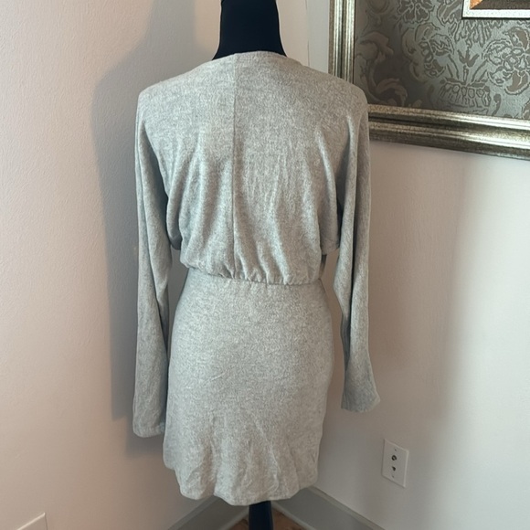HASHTTAG IN TREND Hacci Long Sleeve Wrap Dress Heather gray top mini dress Sz M - Picture 3 of 7